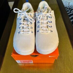 Nike Zoom HyperAce 2 Women's Volleyball Shoe. NEW IN BOX!  Size 10